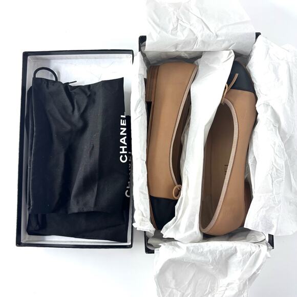 Chanel CC Logo Beige Black Leather Bow Embellished Ballet Flats 36.5 - Picture 10 of 11